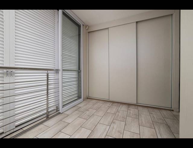 1 BEDROOM APARTMENT FOR SALE IN UMHLANGA RIDGE